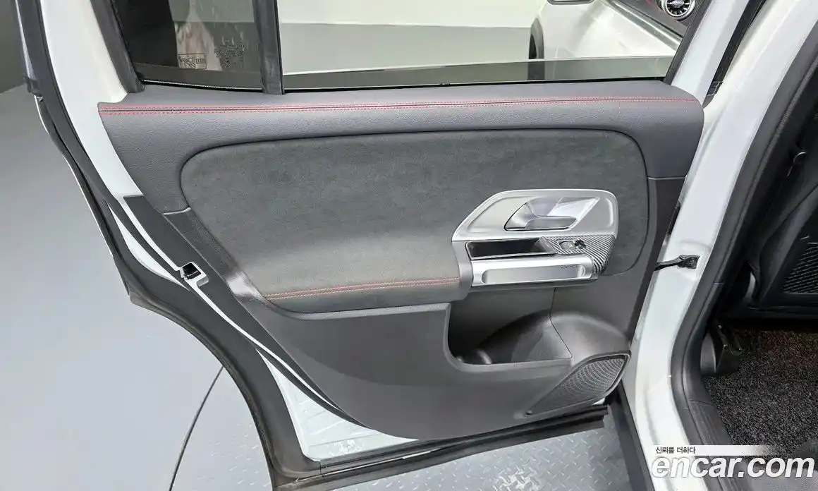 Mercedes-Benz GLB-Class 2020 2.0 гидро в Москве № 2124924, фото 15
