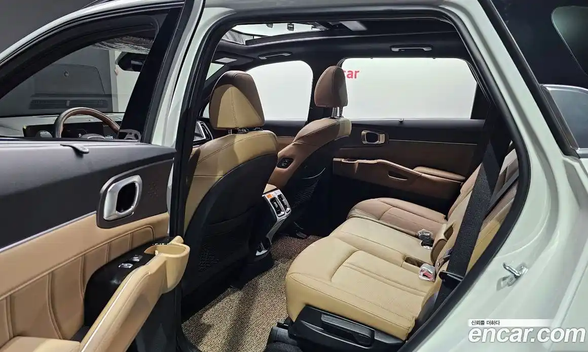 Kia Sorento 2024 1.6 гидро в Москве, фото 17