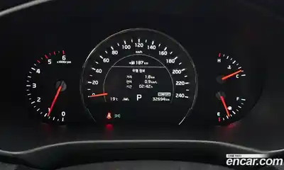 Kia Sorento 2018 2.2 гидро в Москве № 2125117, миниатюра 11