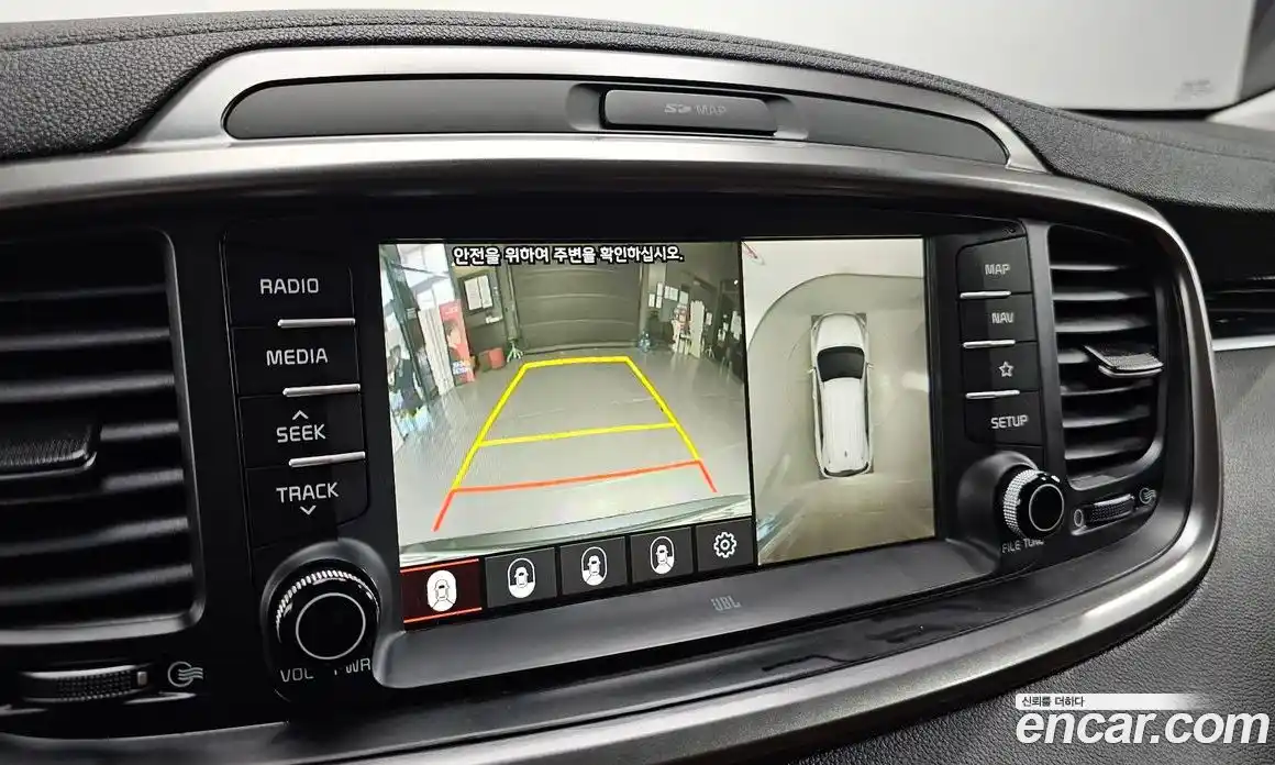 Kia Sorento 2018 2.2 гидро в Москве № 2125117, фото 21