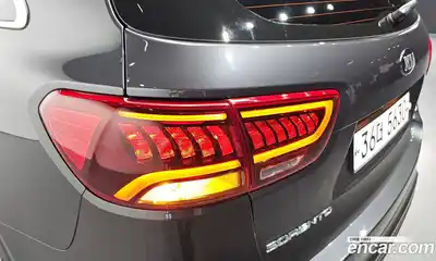 Kia Sorento 2018 2.2 гидро в Москве № 2125117, миниатюра 9