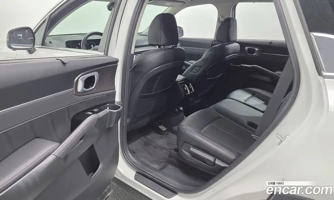 Kia Sorento 2023 2.2 гидро в Москве, фото 18