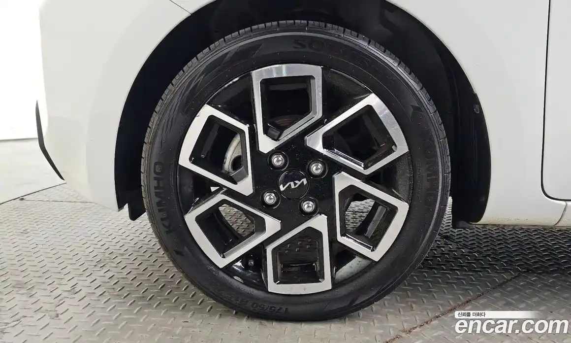 Kia Ray 2023 1.0 гидро в Москве, фото 5