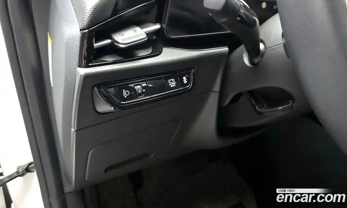Kia Niro 2022 1.6 гидро в Москве, фото 15