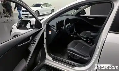 Kia Niro 2022 1.6 гидро в Москве, миниатюра 10