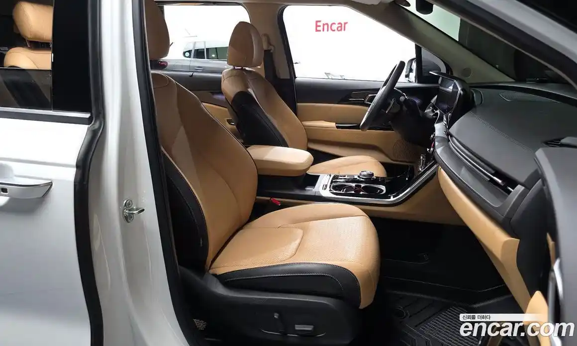 Kia Canival 2023 3.5 гидро в Москве, фото 16