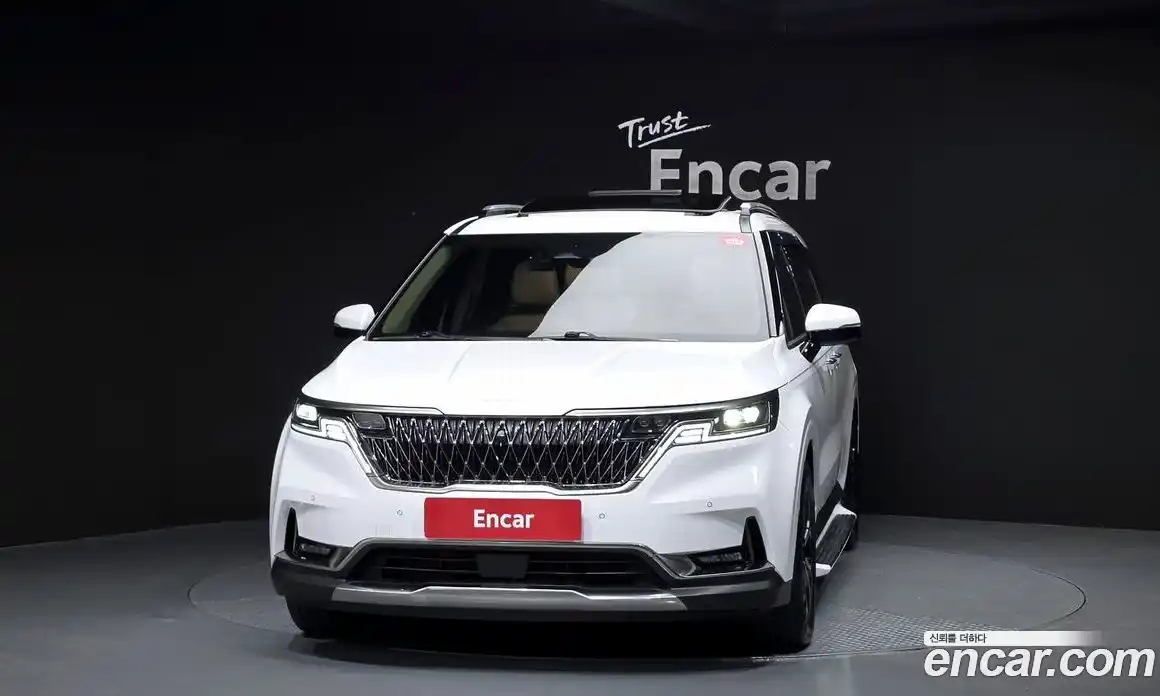 Kia Canival 2023 3.5 гидро в Москве, фото 3