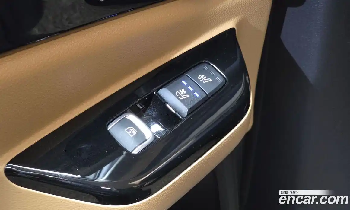Kia Canival 2023 3.5 гидро в Москве, фото 33