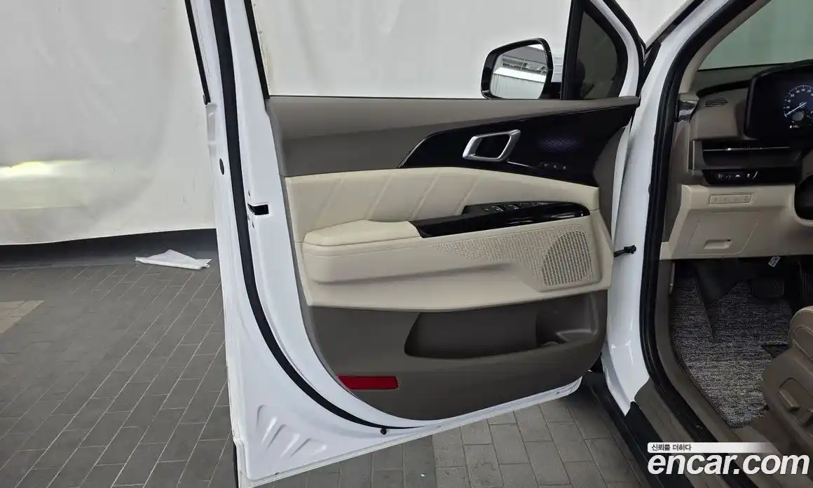 Kia Canival 2023 2.2 гидро в Москве, фото 14