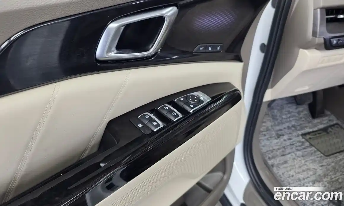 Kia Canival 2023 2.2 гидро в Москве, фото 33