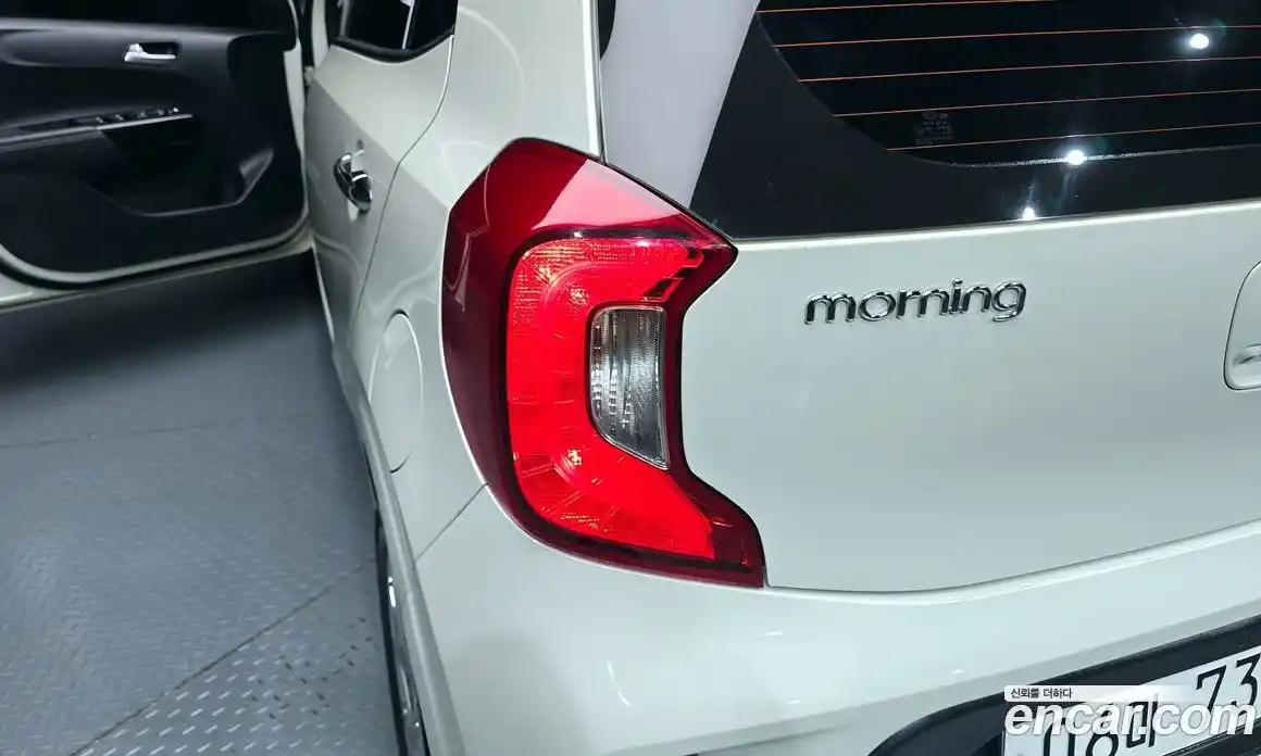 Kia Morning 2017 1.0 гидро в Москве, фото 9