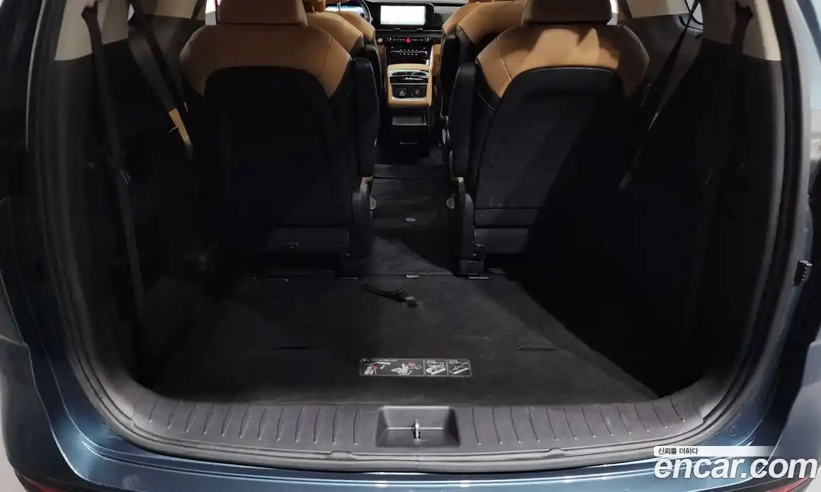 Kia Canival 2022 3.5 гидро в Москве, фото 26