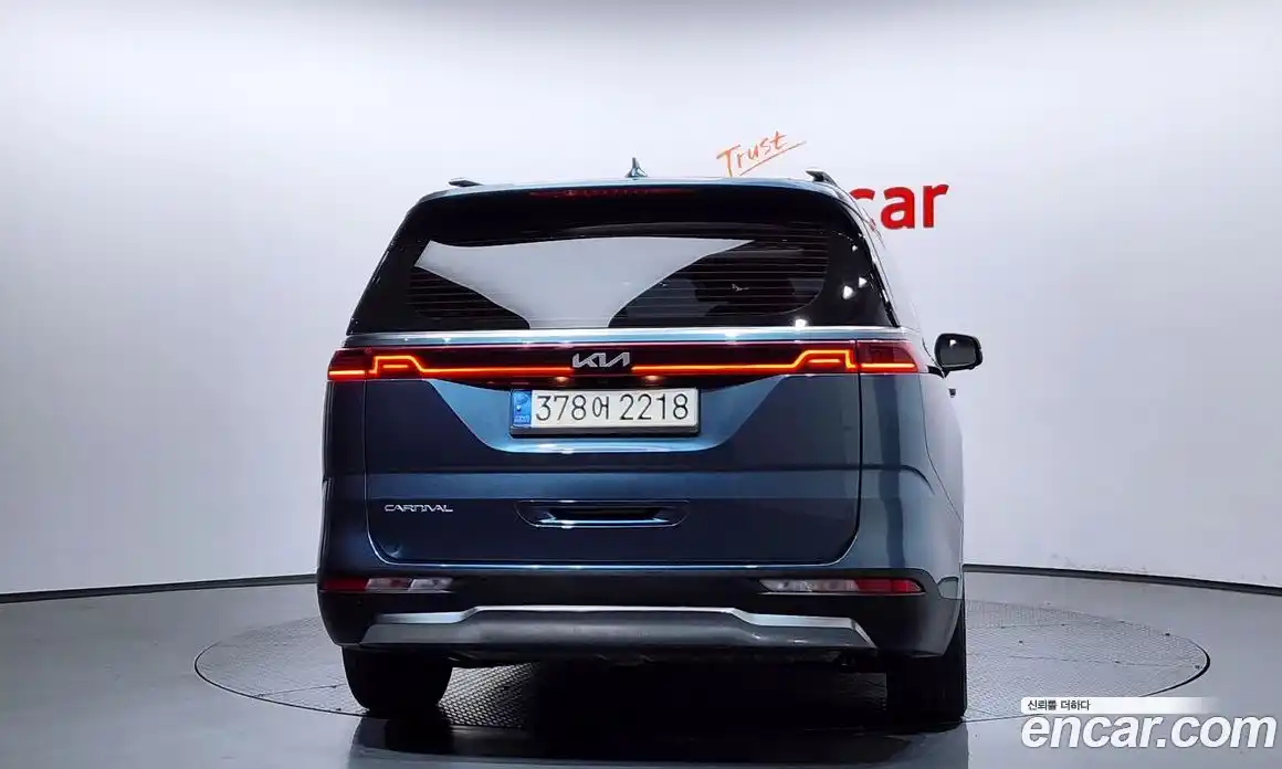 Kia Canival 2022 3.5 гидро в Москве, фото 4