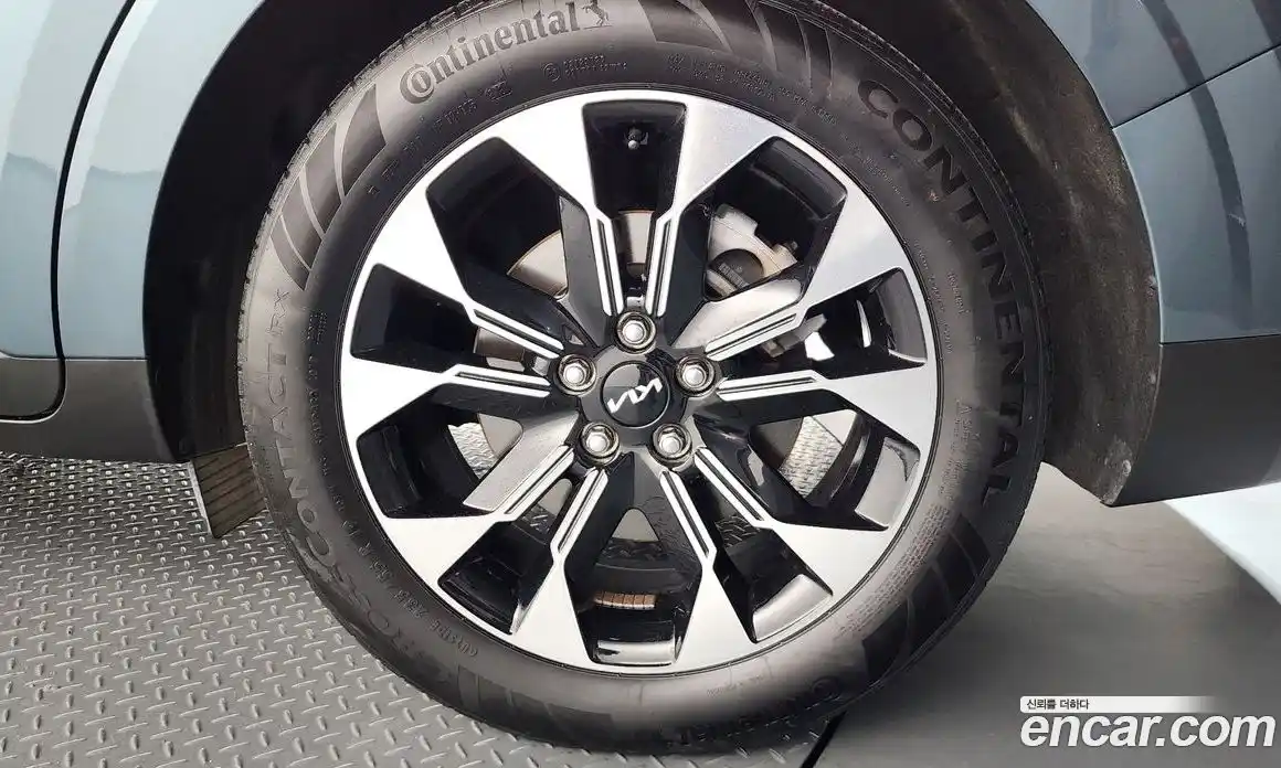 Kia Canival 2022 3.5 гидро в Москве, фото 7