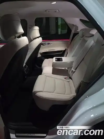 Genesis GV70 2026 2.5 гидро в Москве № 2125346, миниатюра 8