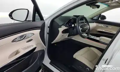 Genesis GV70 2024 2.5 гидро в Москве № 2125409, миниатюра 10