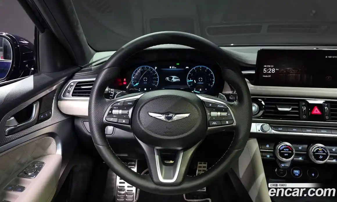 Genesis G70 2023 2.0 гидро в Москве № 2125434, фото 19