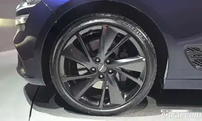 Genesis G70 2023 2.0 гидро в Москве № 2125434, миниатюра 5