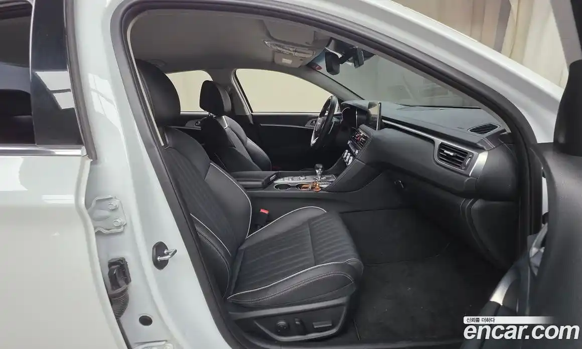 Genesis G70 2019 2.0 гидро в Москве, фото 13