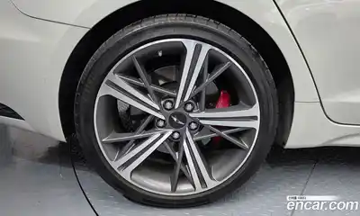 Genesis G70 2024 3.3 гидро в Москве, миниатюра 5