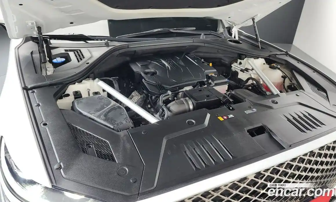 Genesis GV70 2021 2.5 гидро в Москве № 2125468, фото 6