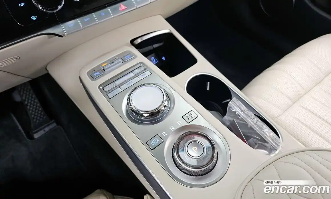Genesis GV70 2023 2.5 гидро в Москве № 2125570, фото 12