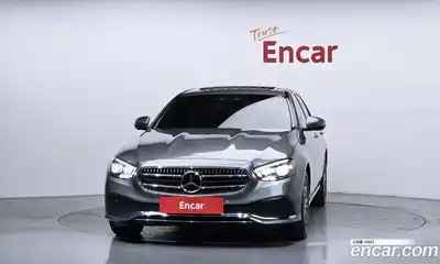 Mercedes-Benz E-Class 2021 2.0 гидро в Москве № 2125631, миниатюра 3