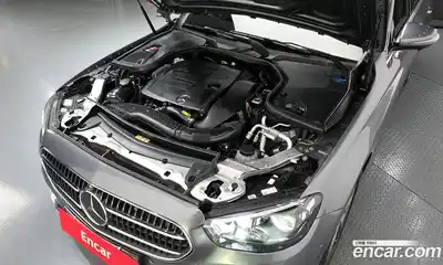 Mercedes-Benz E-Class 2021 2.0 гидро в Москве № 2125631, миниатюра 6
