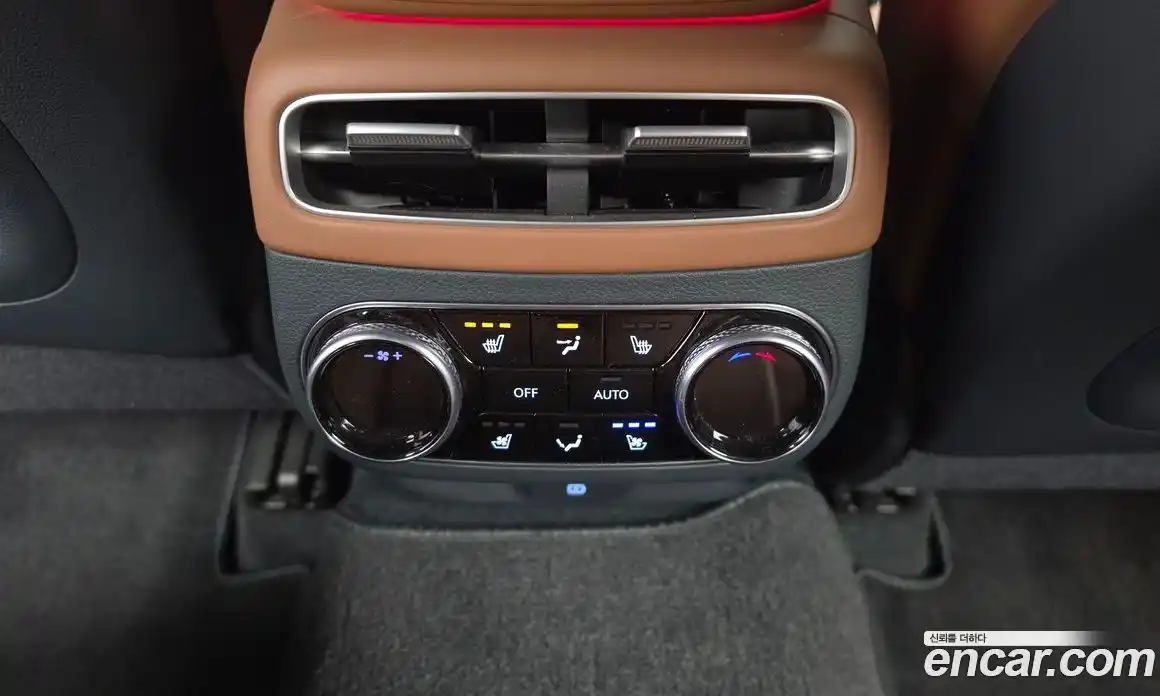 Genesis GV70 2022 2.5 гидро в Москве № 2125786, фото 23