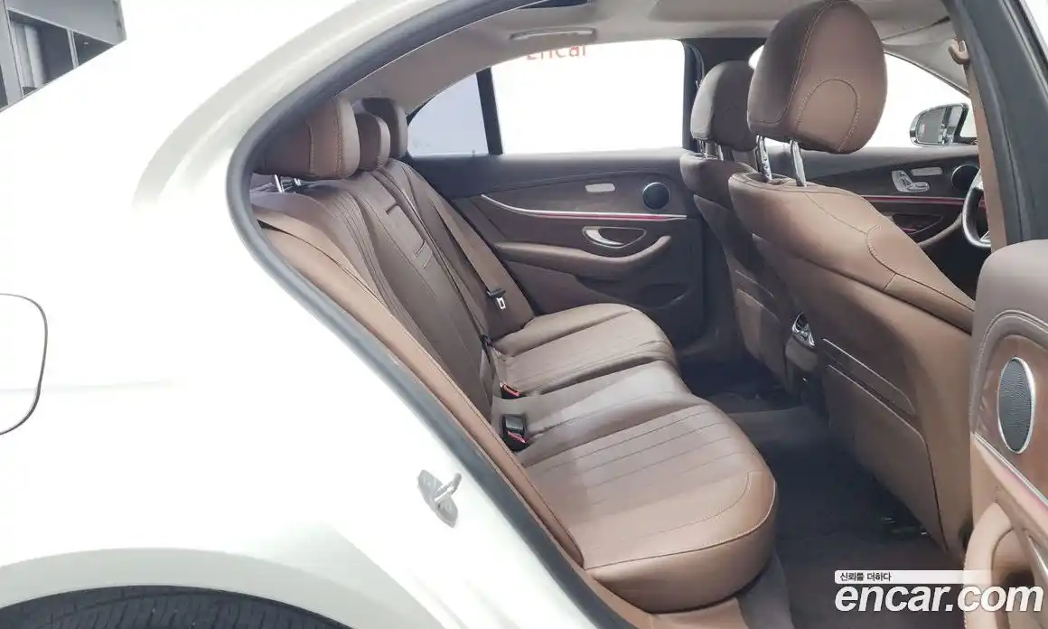 Mercedes-Benz E-Class 2016 2.0 гидро в Москве № 2125794, фото 11