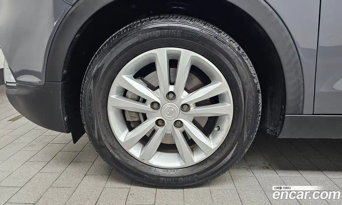 SsangYong TIBOLI 2016 1.6 гидро в Москве № 2126299, фото 5