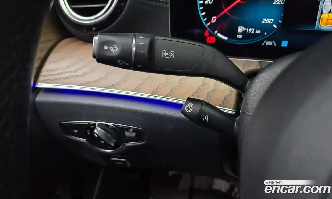 Mercedes-Benz E-Class 2021 2.0 гидро в Москве, фото 14