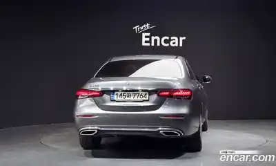 Mercedes-Benz E-Class 2021 2.0 гидро в Москве, миниатюра 4