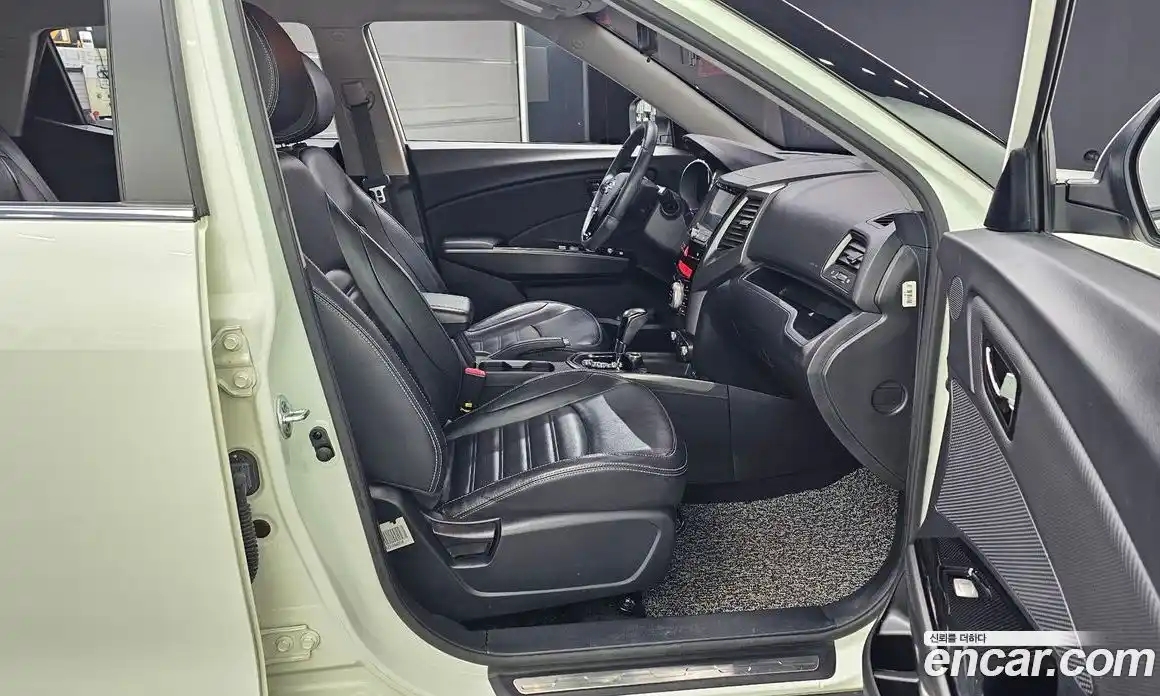 SsangYong TIBOLI 2017 1.6 гидро в Москве № 2126507, фото 17