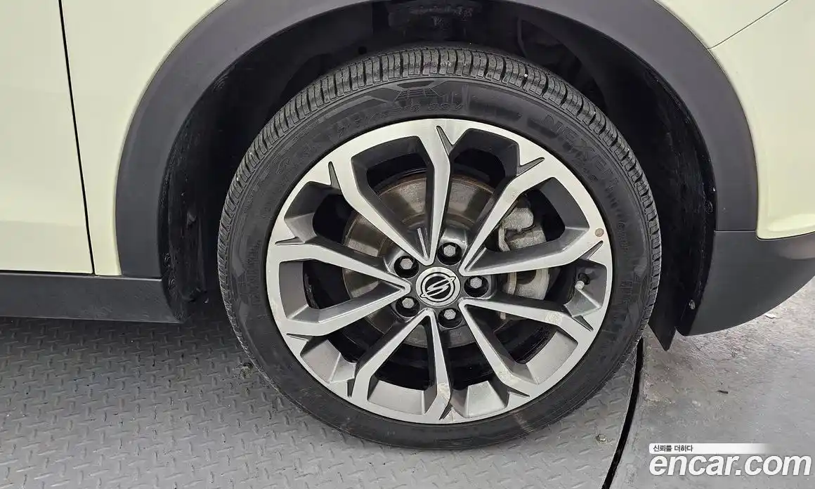 SsangYong TIBOLI 2017 1.6 гидро в Москве № 2126507, фото 7