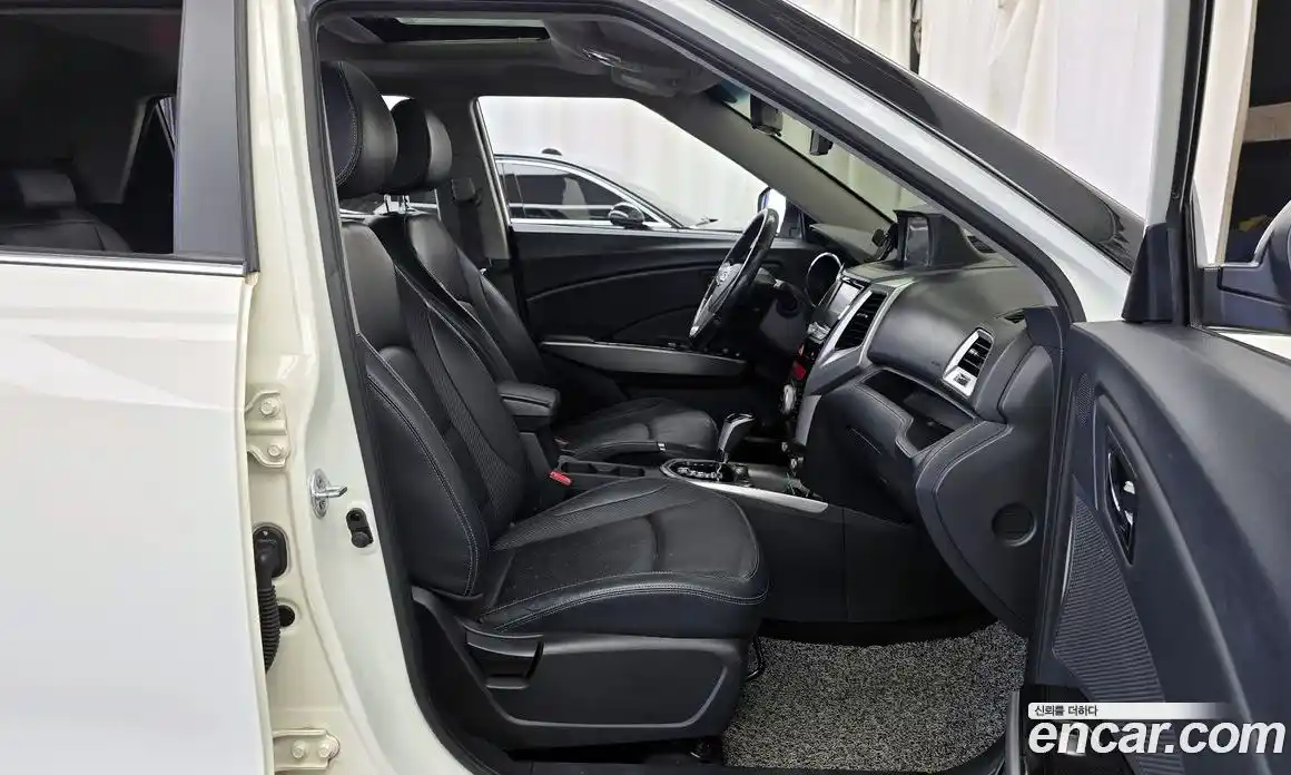 SsangYong TIBOLI 2015 1.6 гидро в Москве № 2126752, фото 16