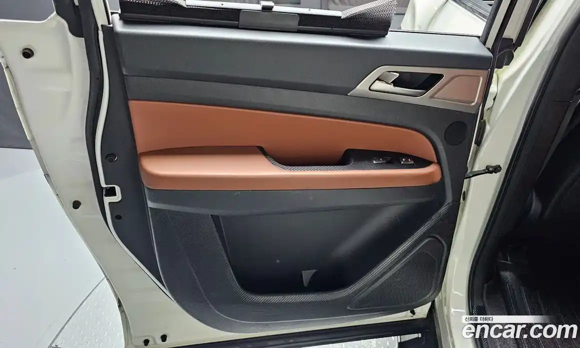 SsangYong Rexton 2018 2.2 гидро в Москве № 2126765, фото 15