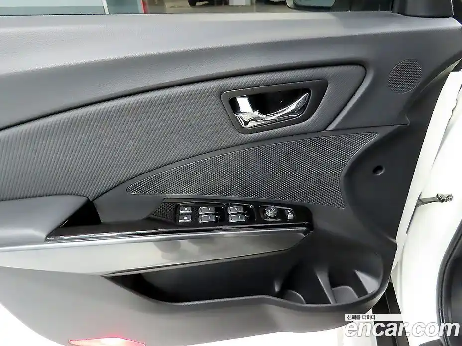 SsangYong TIBOLI 2022 1.5 гидро в Москве № 2127014, фото 16
