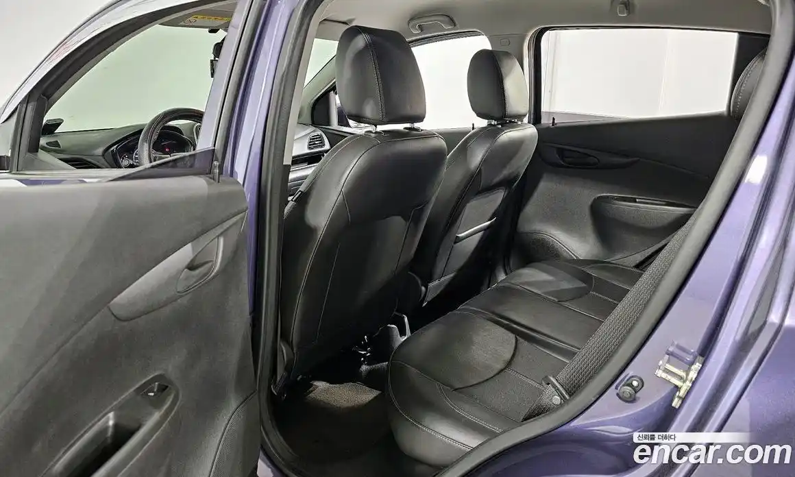 Chevrolet Spark 2016 1.0 гидро в Москве, фото 11