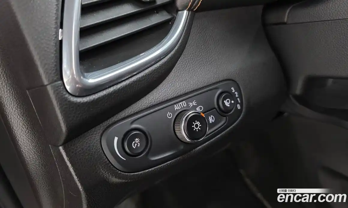 Chevrolet Trax 2016 1.4 гидро в Москве № 2127665, фото 21