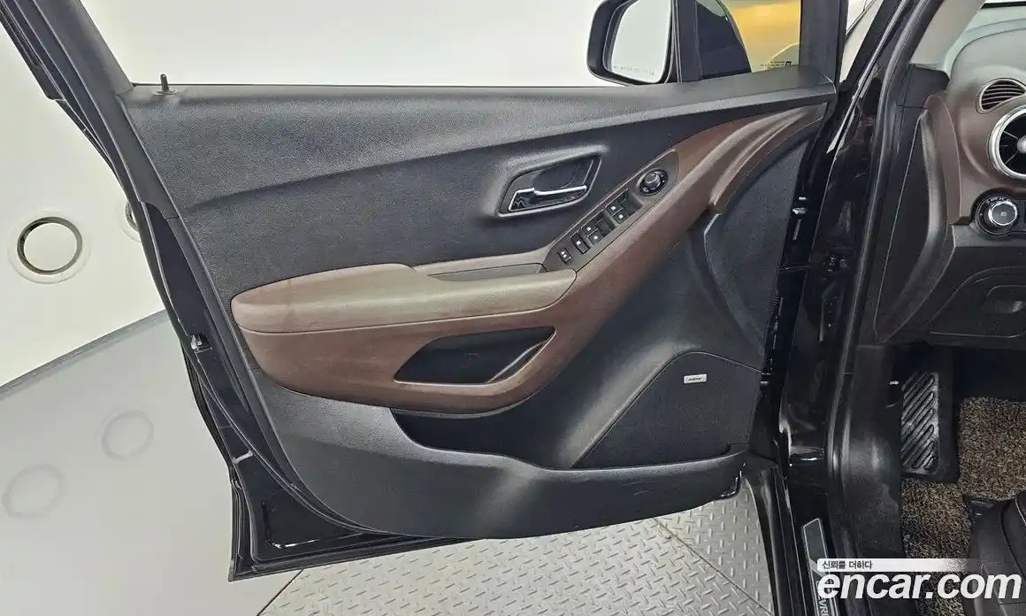 Chevrolet Trax 2013 1.4 гидро в Москве № 2128111, фото 14
