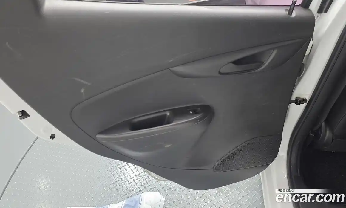 Chevrolet Spark 2016 1.0 гидро в Москве, фото 15