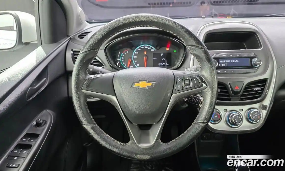 Chevrolet Spark 2016 1.0 гидро в Москве, фото 19
