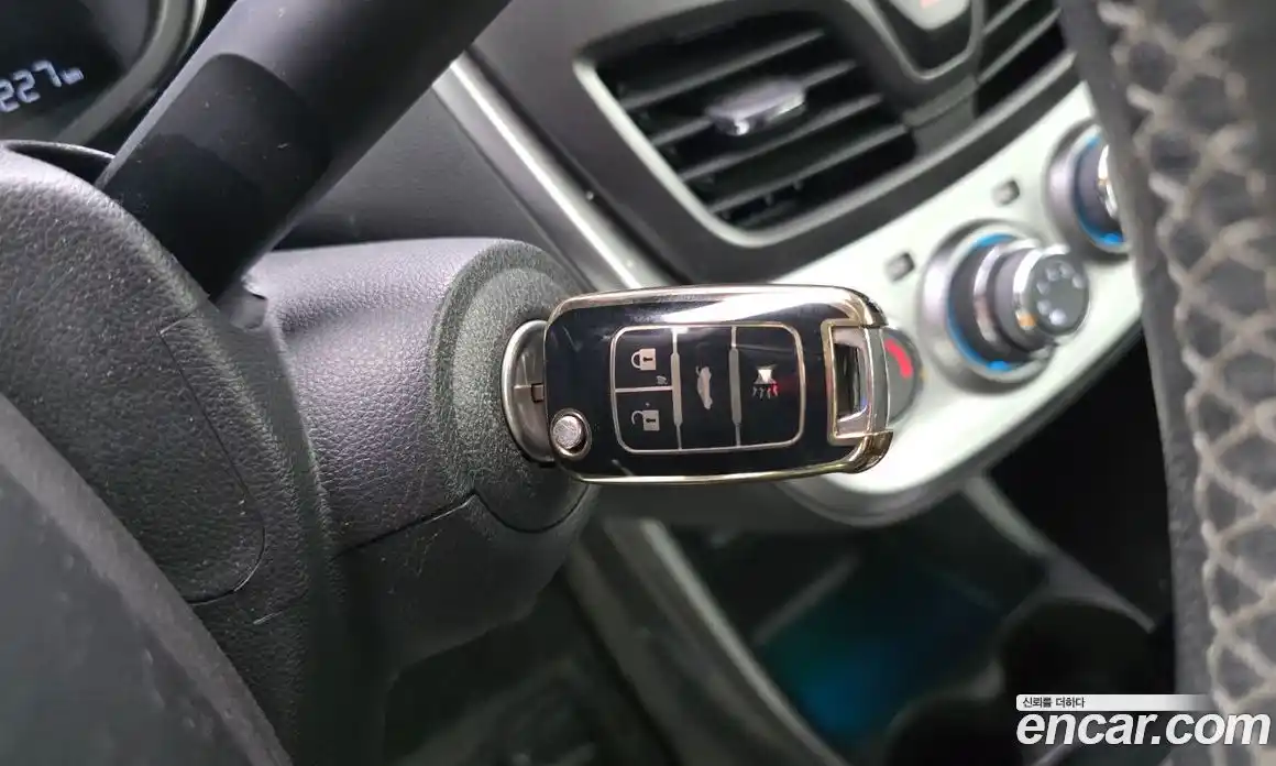 Chevrolet Spark 2016 1.0 гидро в Москве, фото 26