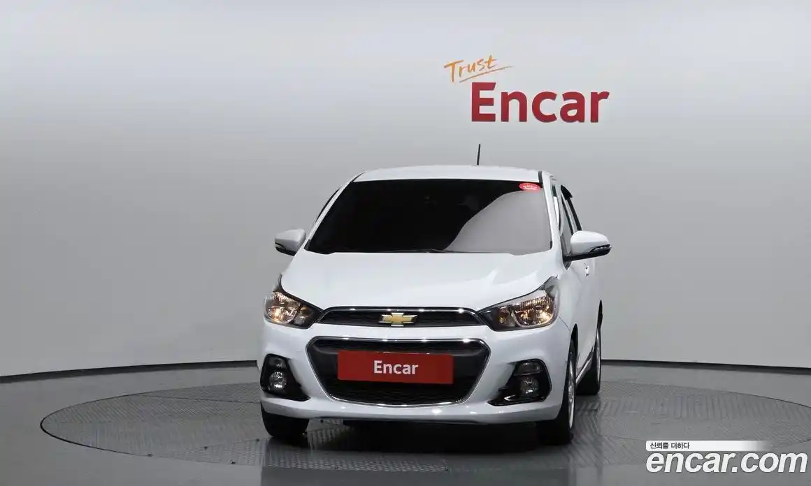 Chevrolet Spark 2016 1.0 гидро в Москве, фото 3