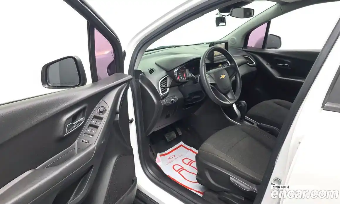 Chevrolet Trax 2017 1.6 гидро в Москве № 2128352, фото 10
