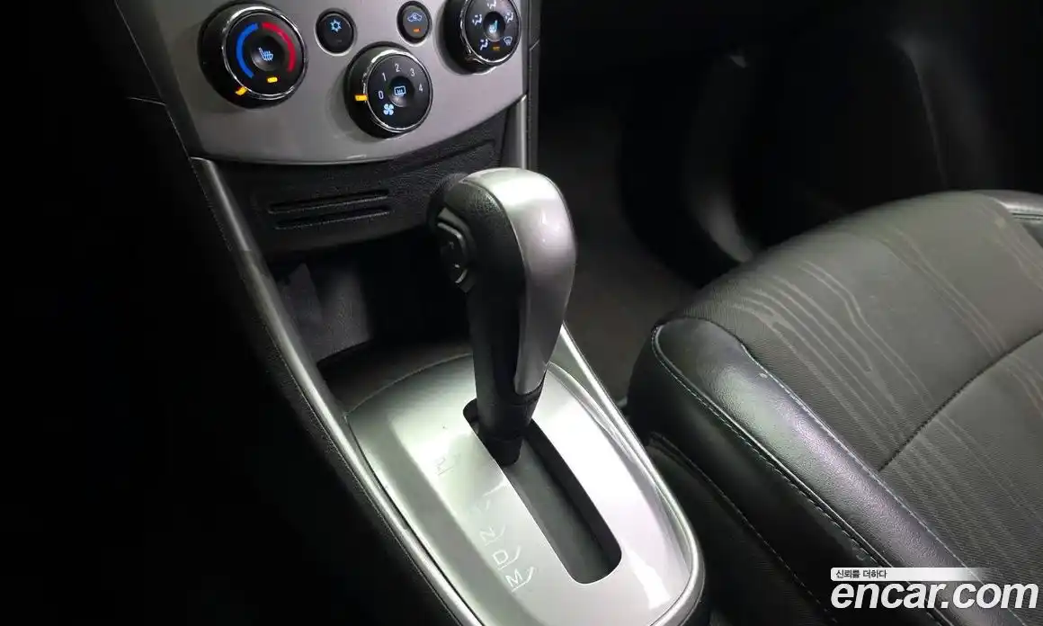 Chevrolet Trax 2014 1.4 гидро в Москве № 2128420, фото 9