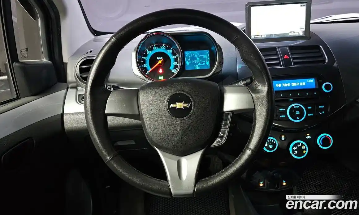 Chevrolet Spark 2013 1.0 гидро в Москве, фото 14