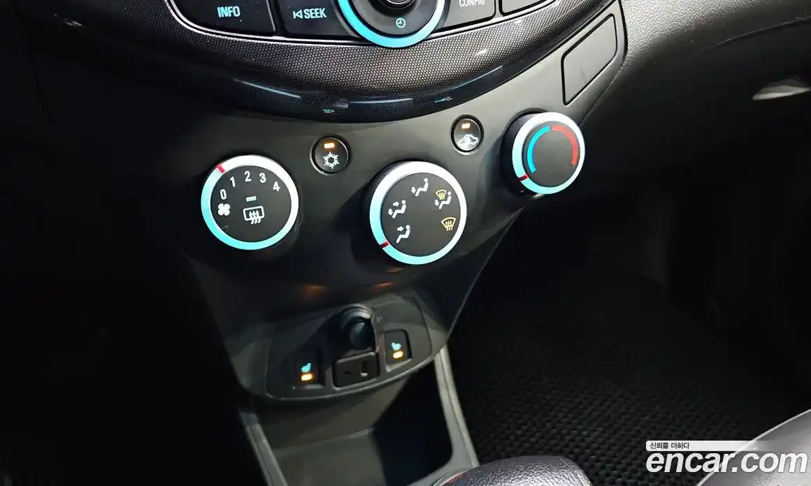 Chevrolet Spark 2013 1.0 гидро в Москве, фото 18