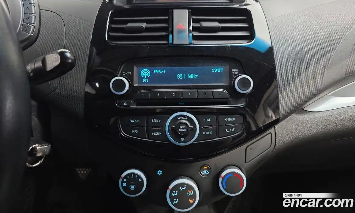 Chevrolet Spark 2013 1.0 гидро в Москве, фото 16
